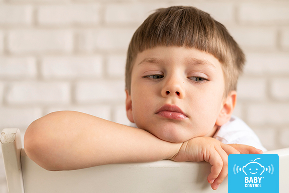 El aburrimiento no es un problema que resolver, sino una oportunidad para que los niños desarrollen creatividad, autonomía y confianza.