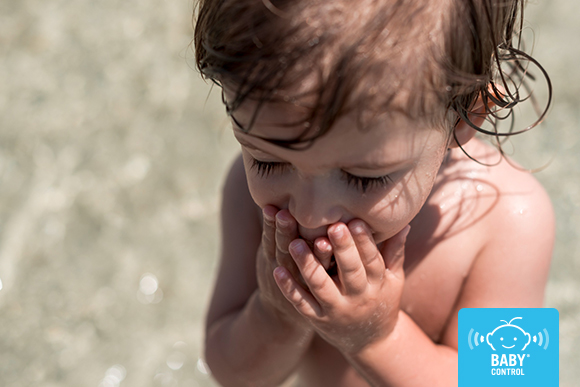 El verano trae experiencias nuevas, pero no todos los niños las viven igual. Comprender sus miedos ayuda a acompañarlos con calma y confianza.